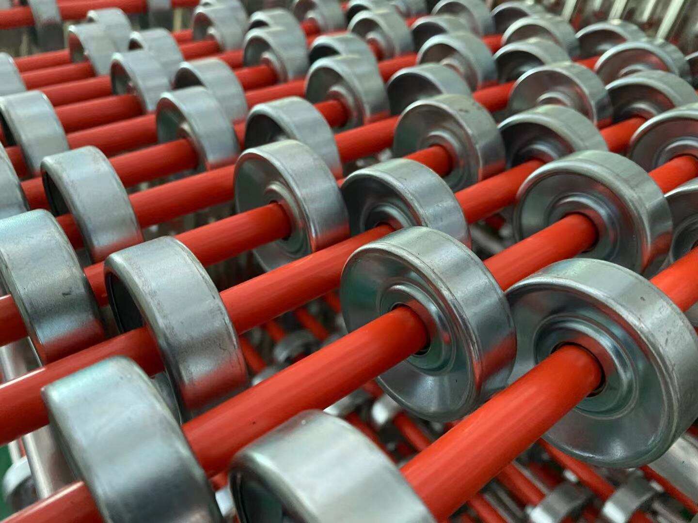 Watermelon unloading Gravity Skate Wheel Conveyor application
