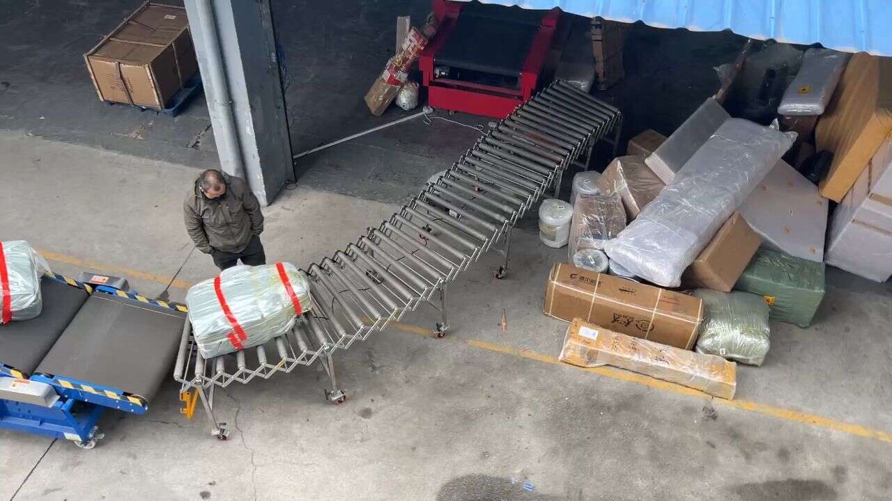 Connection Point Between the Medium Hydraulic Conveyor and the Multi-rib Belt Powered Rubber Roller