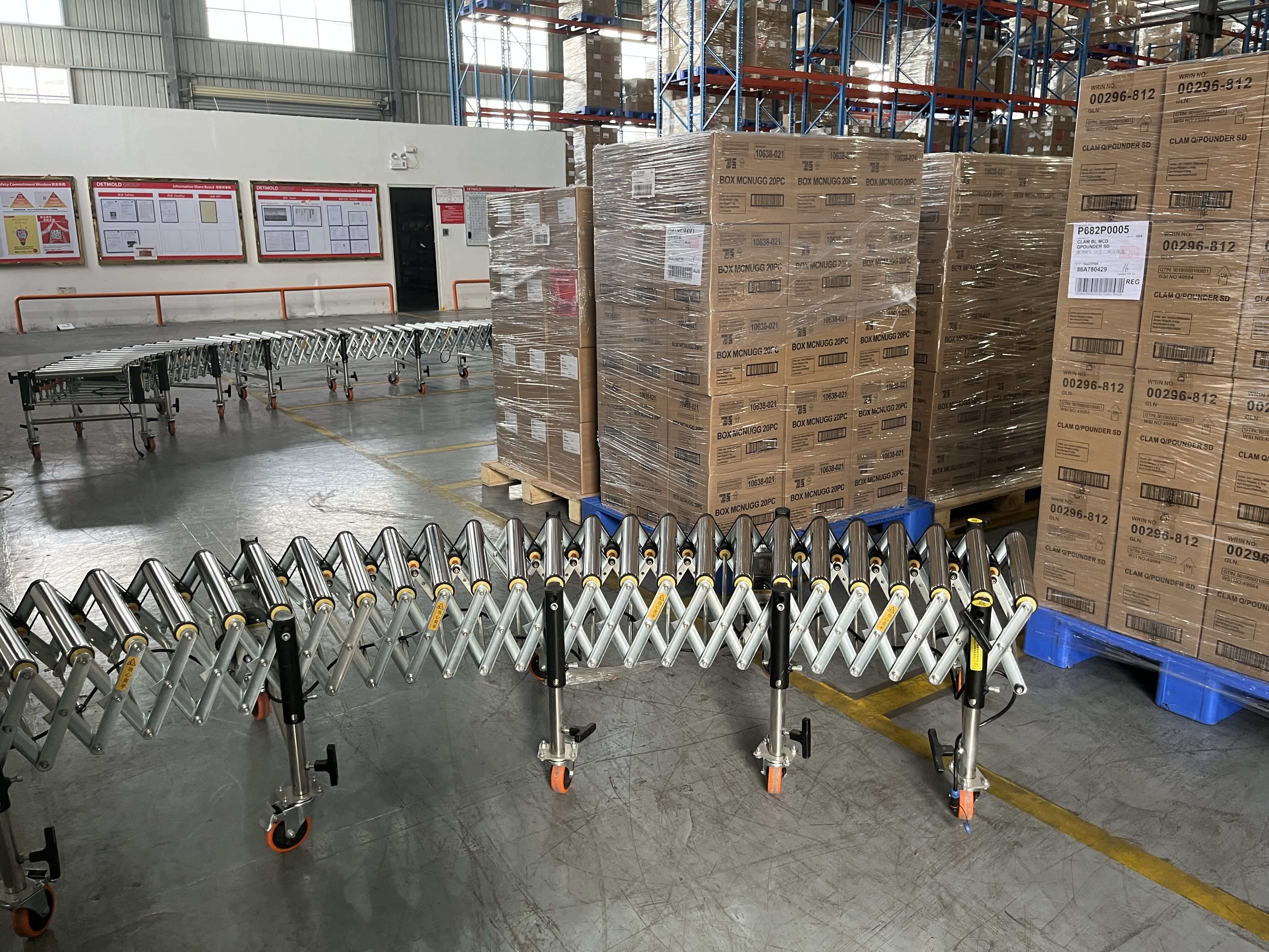 Roller Conveyor Used Inside the Warehouse
